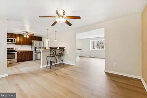 16501 Rolling Tree Rd, Accokeek, MD 20607 photo 8