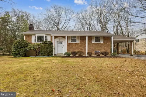16501 Rolling Tree Rd, Accokeek, MD 20607