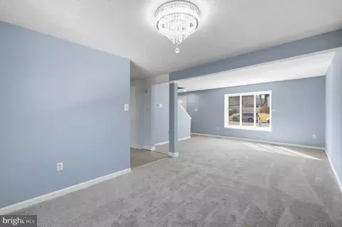 Living - 6410 Killarney St, Clinton, MD 20735 photo 7 of 7