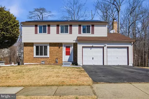 Exterior - 6410 Killarney St, Clinton, MD 20735 photo 6 of 8
