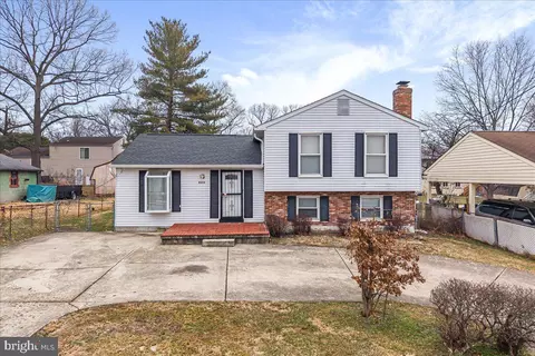 8624 Irvin Ave, Lanham, MD 20706
