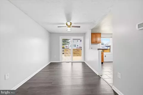 Living - 8624 Irvin Ave, Lanham, MD 20706 photo 3 of 7