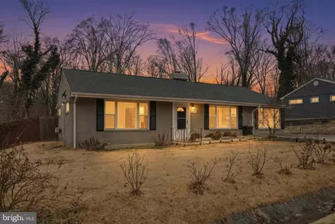 13501 Harrison Ave, Fort Washington, MD 20744