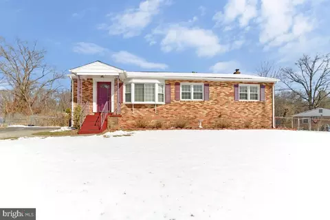 Exterior - 9012 Phyllis Dr, Clinton, MD 20735 photo 2 of 3