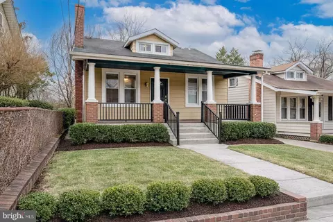 4017 Ingraham St, Hyattsville, MD 20781
