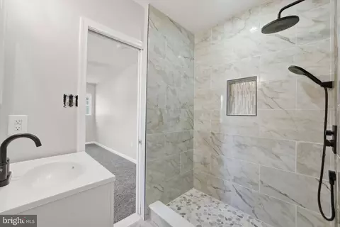 7109 Lois Ln, Lanham, MD 20706 photo 19