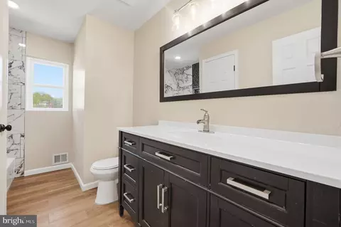 7109 Lois Ln, Lanham, MD 20706 photo 23