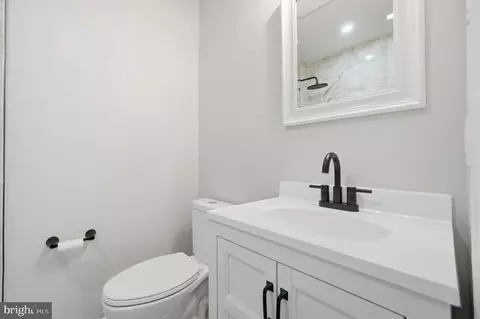 7109 Lois Ln, Lanham, MD 20706 photo 18