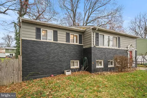 8906 Scheurer St, Marlboro, MD 20774