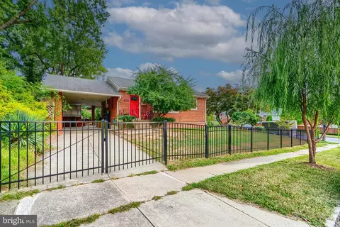 6716 Stockton Ln, Hyattsville, MD 20784