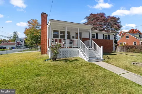 8700 50th Pl, College Park, MD 20740