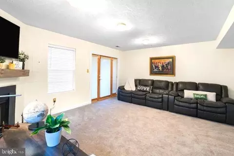 10913 Daniel Sim Ct, Marlboro, MD 20772 photo 25