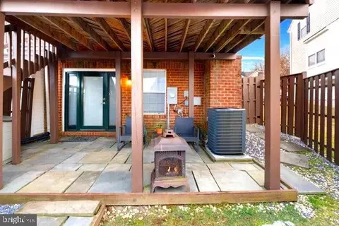 10913 Daniel Sim Ct, Marlboro, MD 20772 photo 31