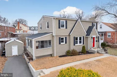 1202 Parker Ave, Hyattsville, MD 20782