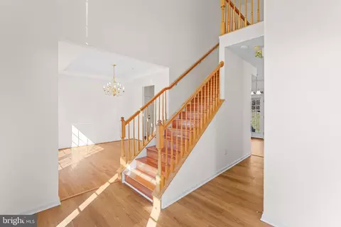 Entry Way - 9602 Stuart Ln, Clinton, MD 20735 photo 3 of 6