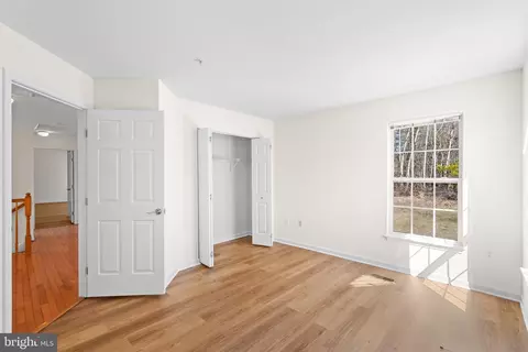 Bedroom - 9602 Stuart Ln, Clinton, MD 20735 photo 2 of 3