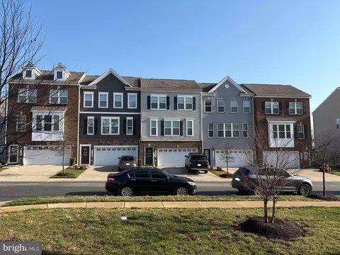 9704 Glassy Creek Way, Marlboro, MD 20772