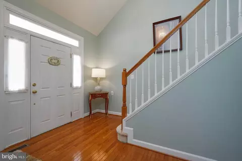 Entry Way - 7407 Shadow Park Ct, Laurel, MD 20707 photo 2 of 3
