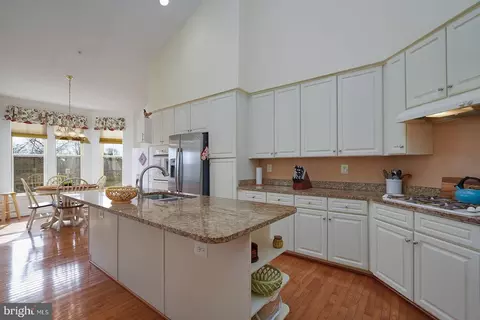 Kitchen - 7407 Shadow Park Ct, Laurel, MD 20707 photo 3 of 7