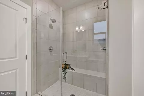 Entry Way - 1729 Mill Branch Dr, Laurel, MD 20708 photo 6 of 6