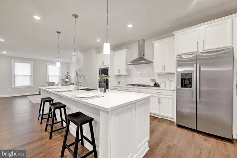 Kitchen - 1729 Mill Branch Dr, Laurel, MD 20708 photo 2 of 4