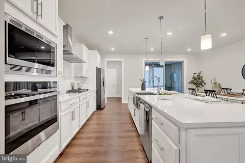 Kitchen - 1729 Mill Branch Dr, Laurel, MD 20708 photo 4 of 4
