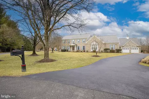 Exterior - 2912 Native Dancer Ct, Bowie, MD 20721 photo 5 of 6