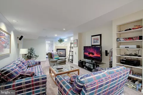 Living - 2912 Native Dancer Ct, Bowie, MD 20721 photo 1 of 1
