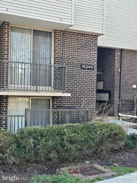 10244 Prince Pl #21-202, Marlboro, MD 20774