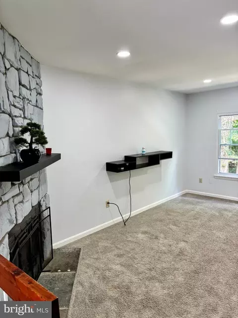 10528 Storch Dr, Lanham, MD 20706 photo 14