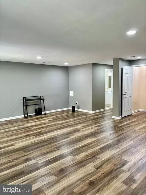 10528 Storch Dr, Lanham, MD 20706 photo 30