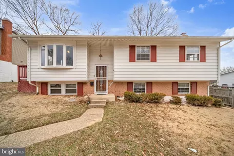 4554 Kinmount Rd, Lanham, MD 20706
