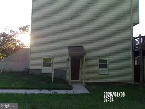 120 Azalea Ct #28-1, Marlboro, MD 20774