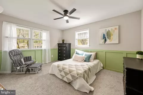 Bedroom - 6818 Groveton Dr, Clinton, MD 20735 photo 4 of 6