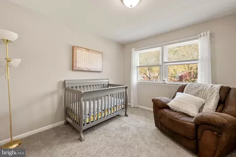 Bedroom - 6818 Groveton Dr, Clinton, MD 20735 photo 5 of 6