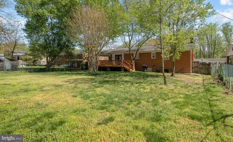 Exterior - 6818 Groveton Dr, Clinton, MD 20735 photo 5 of 5