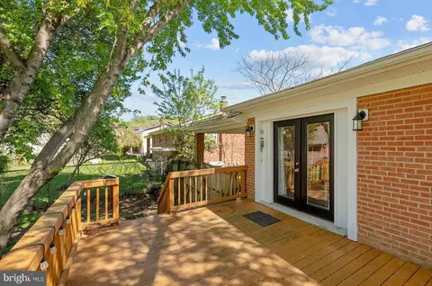 Exterior - 6818 Groveton Dr, Clinton, MD 20735 photo 3 of 5