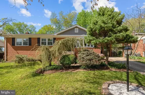 6818 Groveton Dr, Clinton, MD 20735