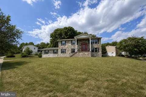 1512 Jomar Dr, Fort Washington, MD 20744