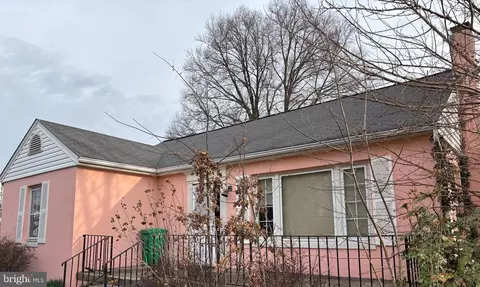 4928 Powder Mill Rd, Beltsville, MD 20705