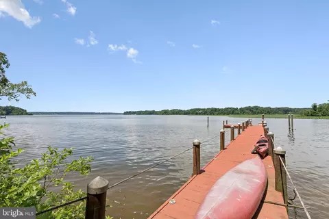 10602 Cannonview Ct, Fort Washington, MD 20744