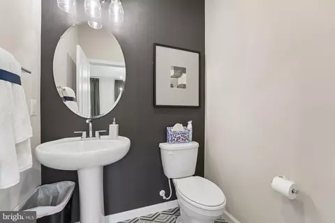 Entry Way - 12109 Spirit Ave, Laurel, MD 20708 photo 5 of 11