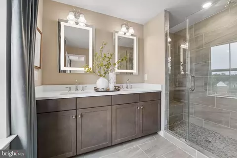 Bath - 12109 Spirit Ave, Laurel, MD 20708 photo 1 of 2