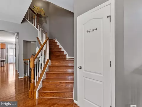Entry Way - 4803 Six Forks Dr, Marlboro, MD 20772 photo 2 of 2