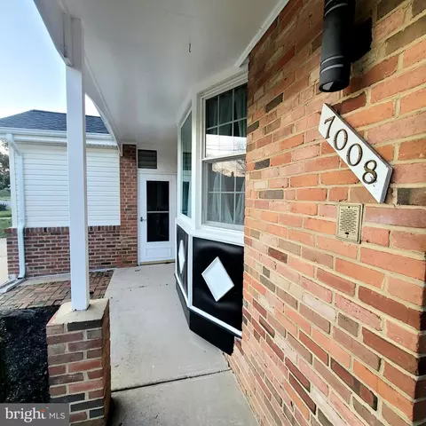 7008 Berkshire Dr, Temple Hills, MD 20748