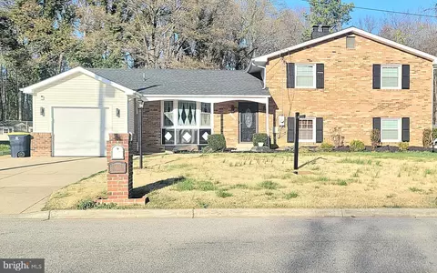 7008 Berkshire Dr, Temple Hills, MD 20748