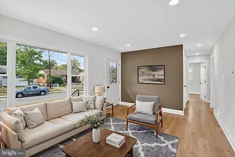 2211 Vermont Ave, Landover, MD 20785