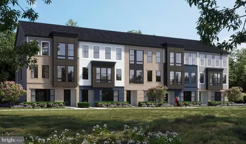 123 Summit Point Blvd #14J, Bowie, MD 20716