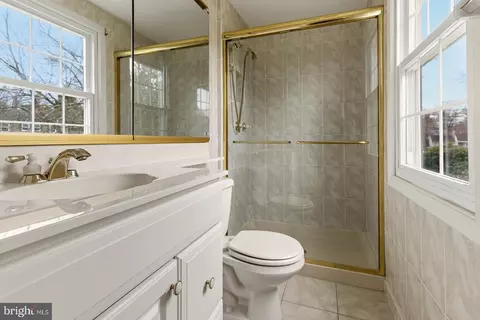 Bath - 8714 Granite Ln, Laurel, MD 20708 photo 3 of 3