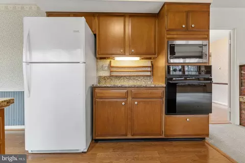 Kitchen - 8714 Granite Ln, Laurel, MD 20708 photo 3 of 4